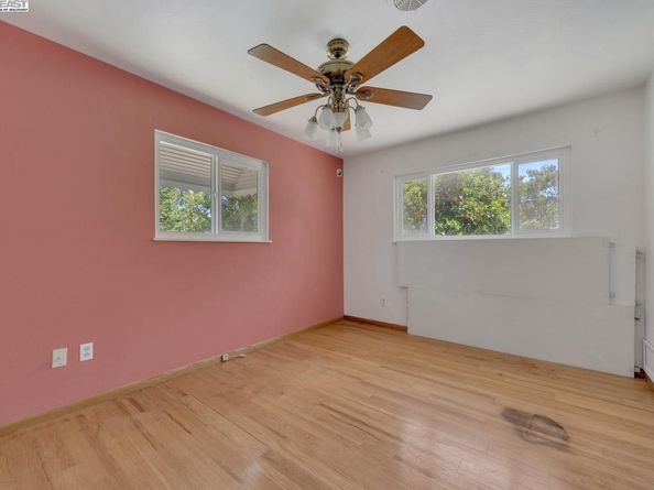 19394 Bainter Ave, Los Gatos CA 95030