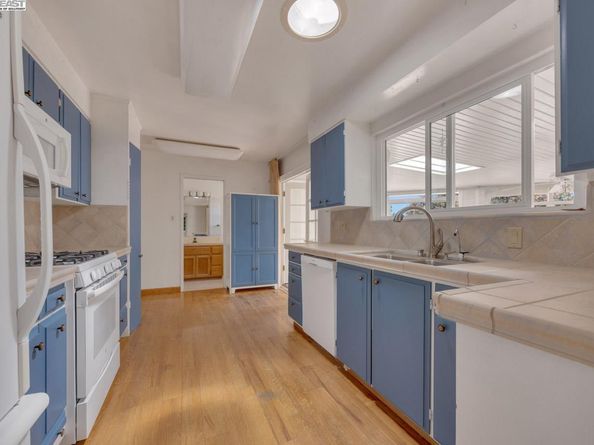19394 Bainter Ave, Los Gatos CA 95030