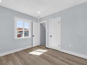 7200 Favor St, Oakland CA 94621
