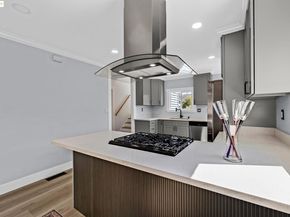 7200 Favor St, Oakland CA 94621