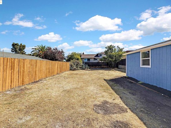 7200 Favor St, Oakland CA 94621
