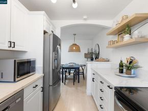 6625 Pioneer Ln, Dublin CA 94568