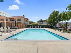 6625 Pioneer Ln, Dublin CA 94568
