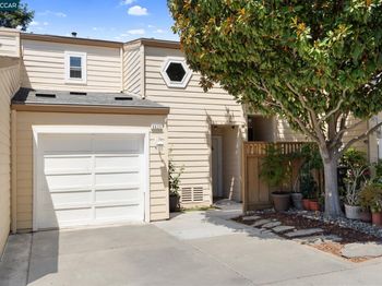 6625 Pioneer Ln