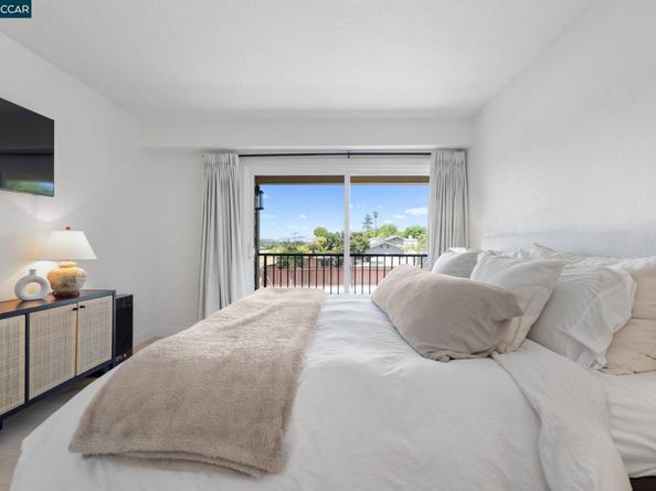 6625 Pioneer Ln, Dublin CA 94568