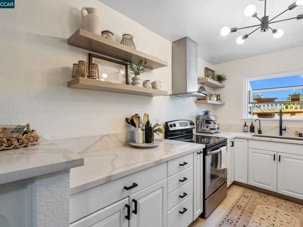 6625 Pioneer Ln, Dublin CA 94568