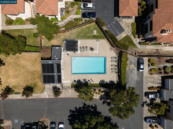 6625 Pioneer Ln, Dublin CA 94568