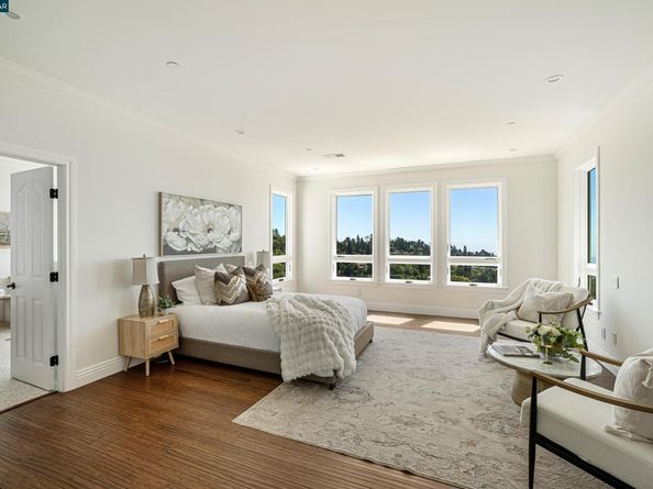 6979 Elverton Dr, Oakland CA 94611