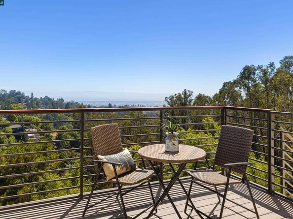 6979 Elverton Dr, Oakland CA 94611