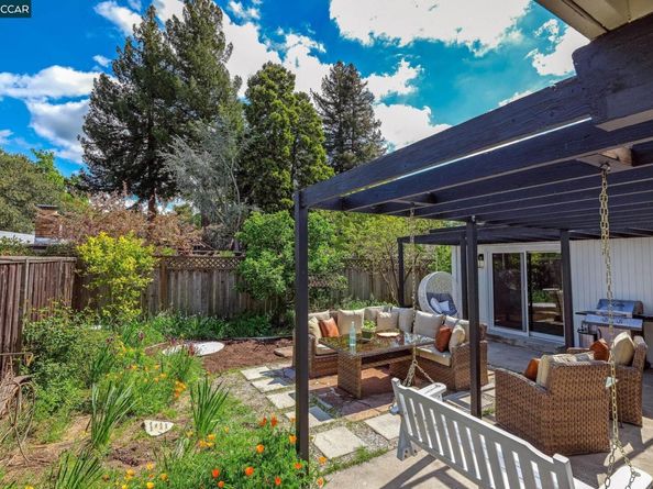 3397 Orchard Valley Ln, Lafayette CA 94549