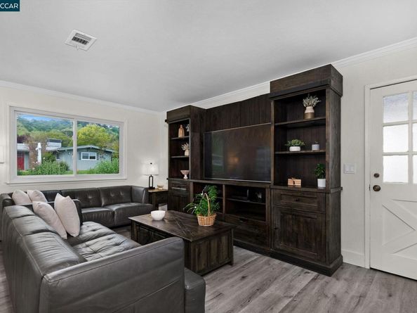 3397 Orchard Valley Ln, Lafayette CA 94549