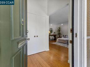 1833 Skycrest Dr 2, Walnut Creek CA 94595