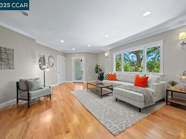 921 Foye Drive, Lafayette CA 94549