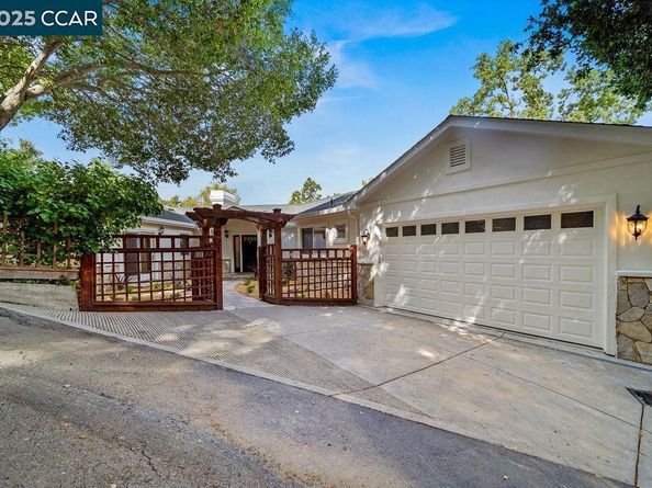 921 Foye Drive, Lafayette CA 94549