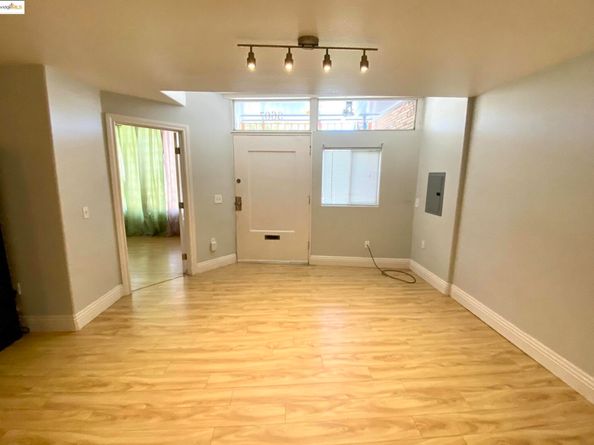 3607 Maple Ave, Oakland CA 94602
