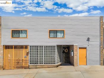 3607 Maple Ave