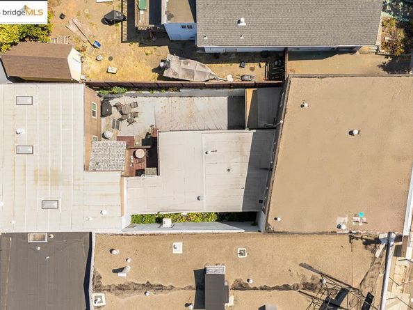 3607 Maple Ave, Oakland CA 94602