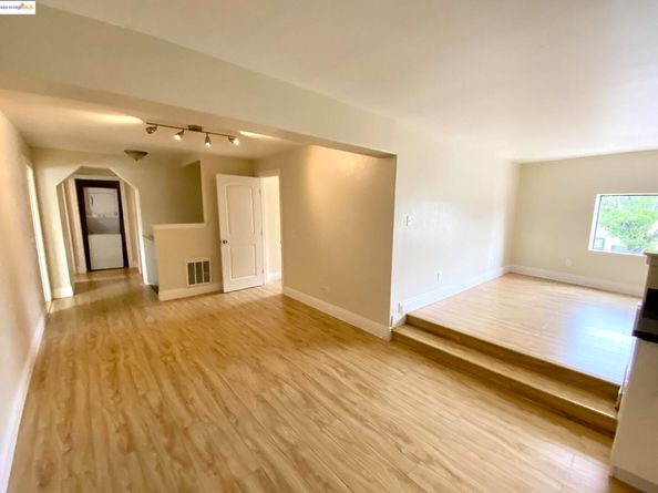 3607 Maple Ave, Oakland CA 94602