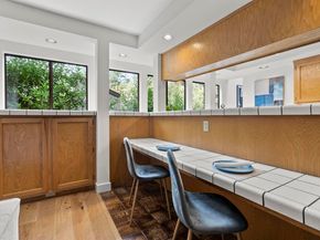 6425 Zinn Dr, Oakland CA 94611