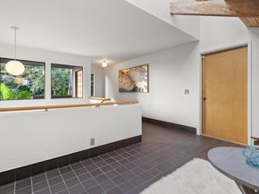 6425 Zinn Dr, Oakland CA 94611