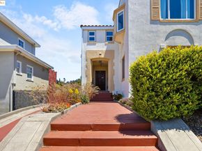 1222 Hollywood Ave, Oakland CA 94602