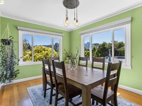 1222 Hollywood Ave, Oakland CA 94602