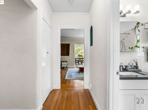 1222 Hollywood Ave, Oakland CA 94602