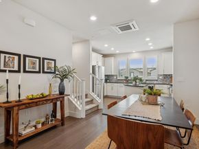 1815 Balsa St, Alameda CA 94501