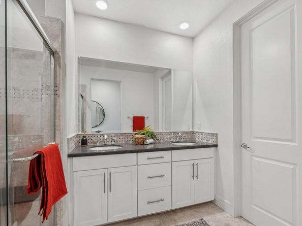 1815 Balsa St, Alameda CA 94501