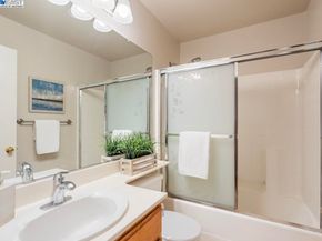 1727 Sutter St, Livermore CA 94551