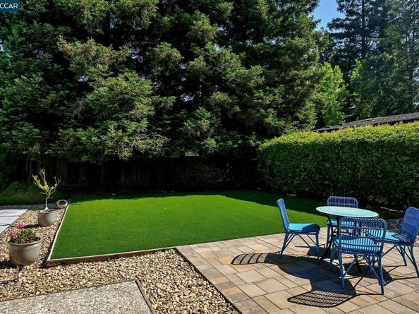 323 Laurel Dr, Danville CA 94526