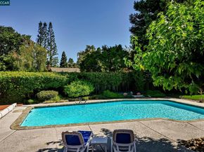 323 Laurel Dr, Danville CA 94526