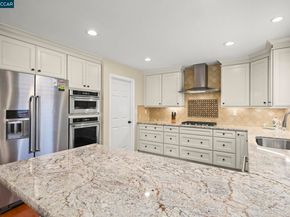 323 Laurel Dr, Danville CA 94526