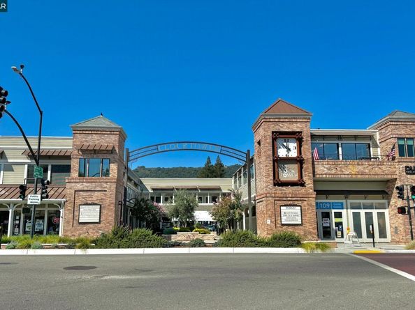 323 Laurel Dr, Danville CA 94526