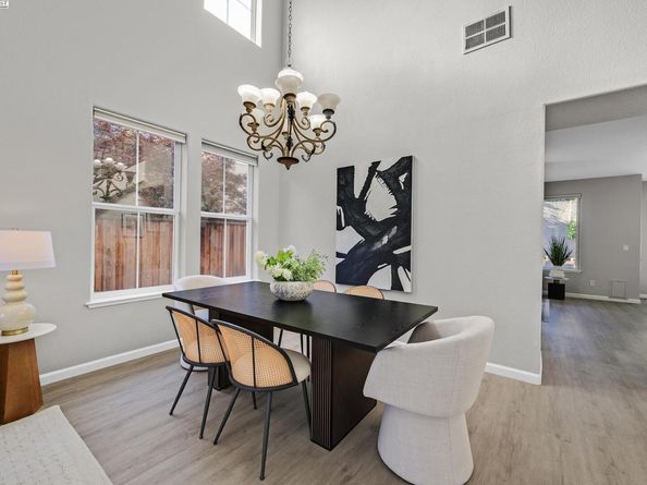 4637 Persimmon Dr, Dublin CA 94568