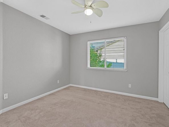 4637 Persimmon Dr, Dublin CA 94568