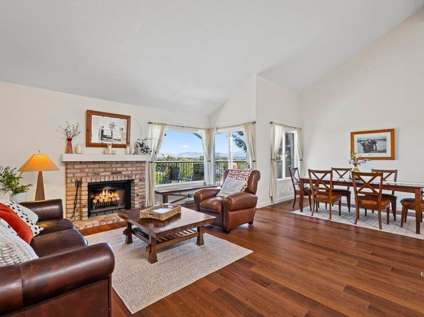 8146 Vomac Ct, Dublin CA 94568