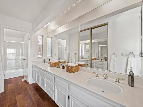 8146 Vomac Ct, Dublin CA 94568