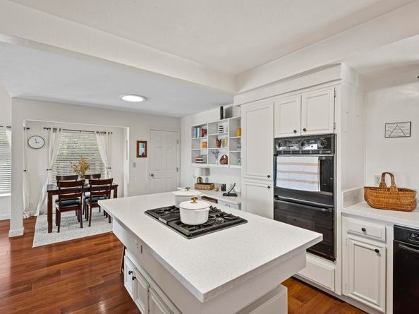 8146 Vomac Ct, Dublin CA 94568