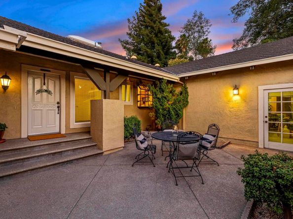 8146 Vomac Ct, Dublin CA 94568