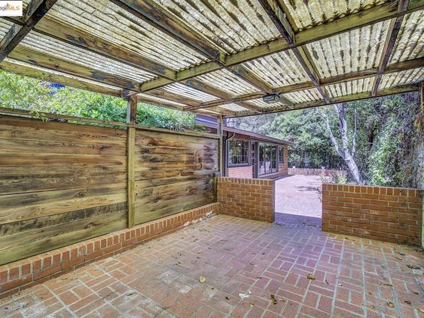 700 Coventry Rd, Kensington CA 94707