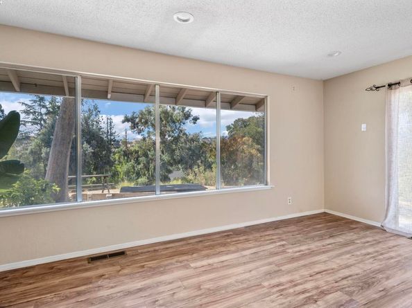 2592 Caballo Ranchero Dr, Diablo CA 94528