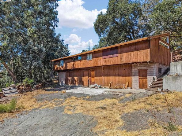 2592 Caballo Ranchero Dr, Diablo CA 94528