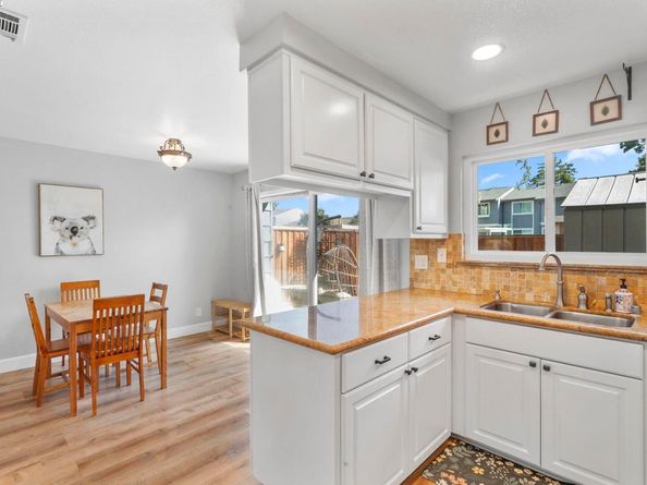 1479 Spring Valley Cmn, Livermore CA 94551
