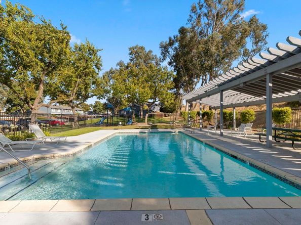 1479 Spring Valley Cmn, Livermore CA 94551