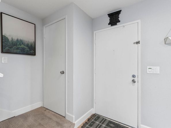 1479 Spring Valley Cmn, Livermore CA 94551