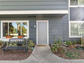 1479 Spring Valley Cmn, Livermore CA 94551