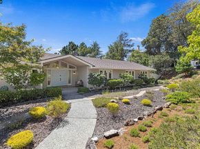 11 Breck Ct, Moraga CA 94556