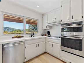 11 Breck Ct, Moraga CA 94556
