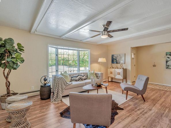 3950 Pinole Valley Rd, Pinole CA 94564